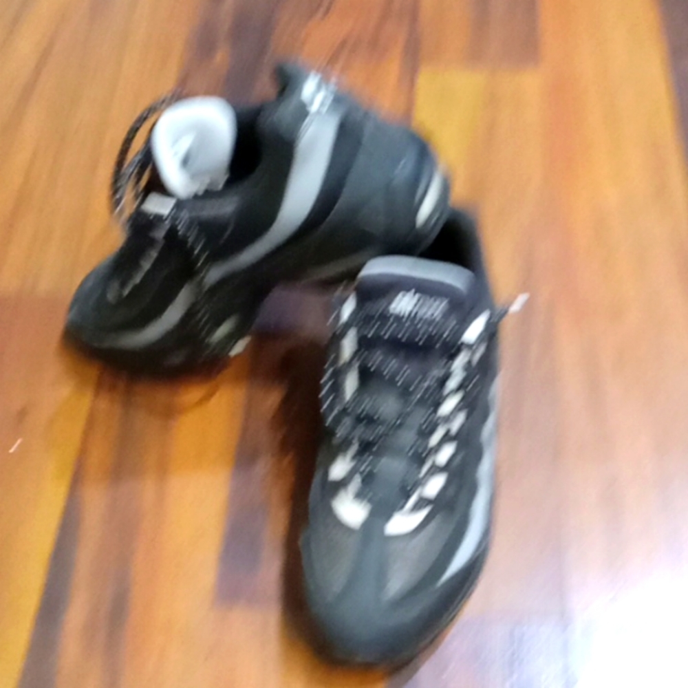 Man  size 9 airmax